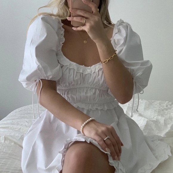 White Puff Sleeve Square Neck Dress with Lace and Ruffle Detail - Picture 6 of 16